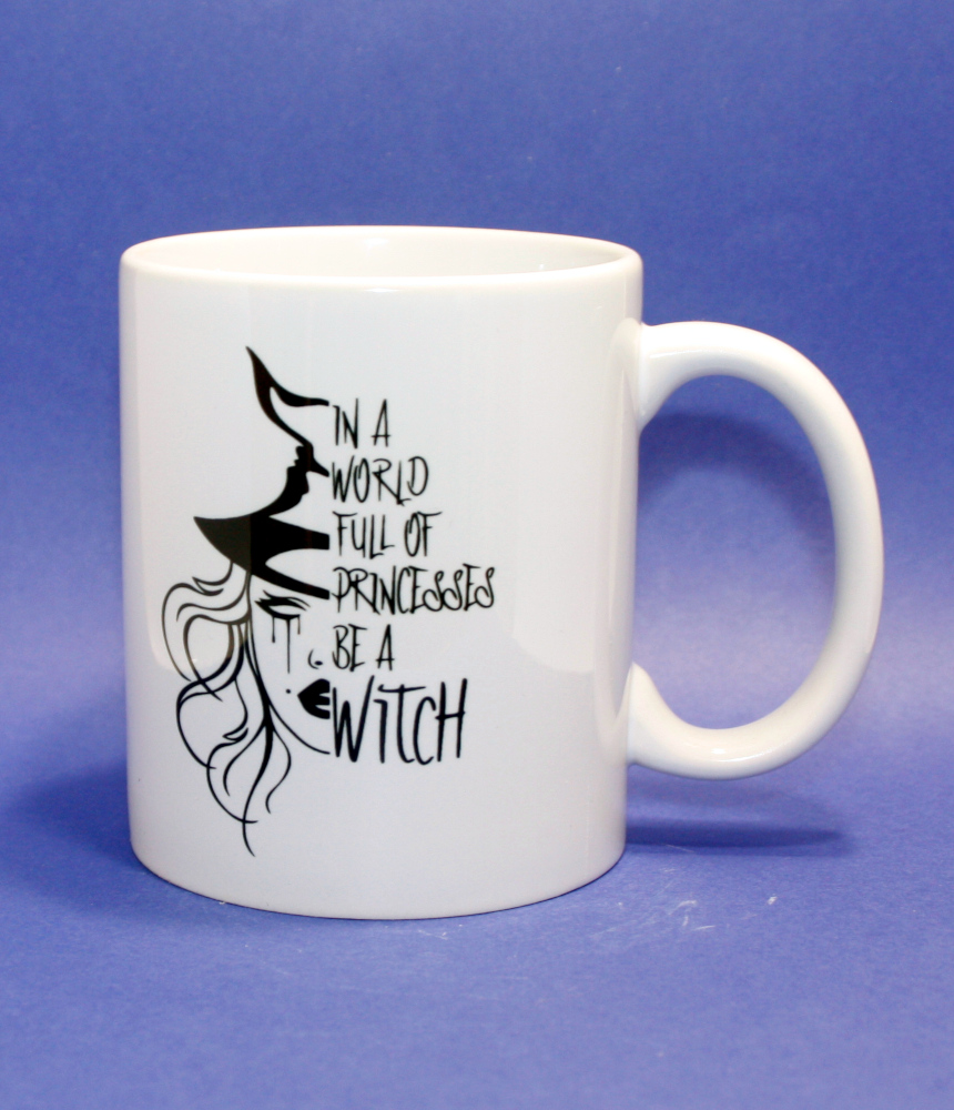Be a witch mustavalkoinen